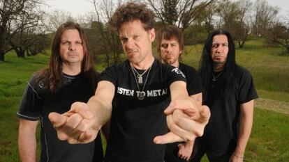 De izqueirda a derecha: Mike Mushok, Jason Newsted, Jessie Farnsworth y Jesús Méndez Jr.