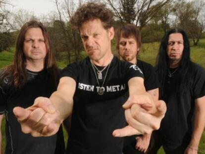 De izqueirda a derecha: Mike Mushok, Jason Newsted, Jessie Farnsworth y Jesús Méndez Jr.