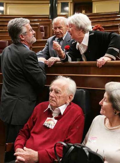 Antiguos brigadistas, en un homenaje en el Congreso en 2006.