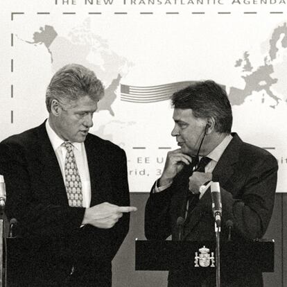 Clinton y González, en 1995 en La Moncloa.