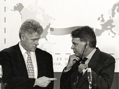 Clinton y González, en 1995 en La Moncloa.