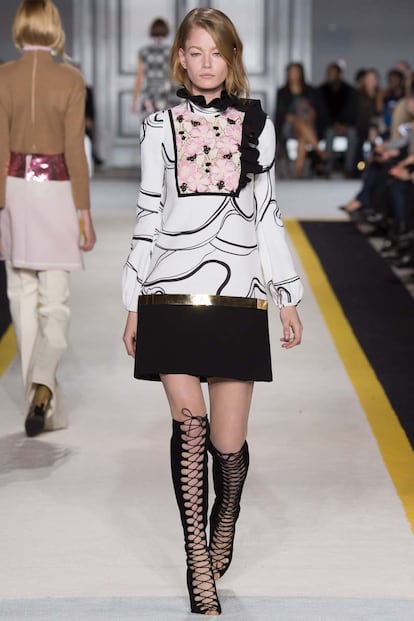 pasarela giambattista valli otoño invierno 2015 2016 paris fashion week