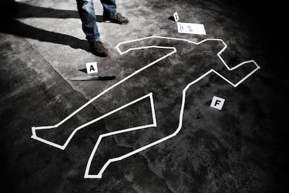 Los cadáveres son elementos clave en las novelas de género negro.