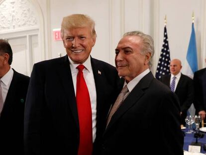 Trump e Temer durante jantar com líderes da América Latina nesta segunda.