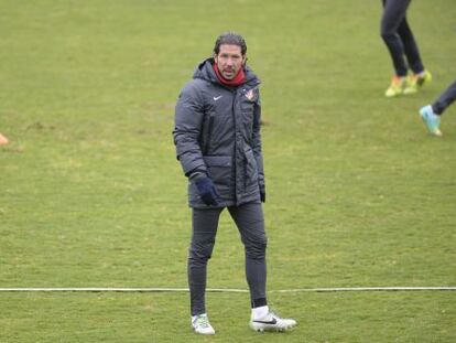 Simeone durante un entrenamiento del Atlético de Madrid.