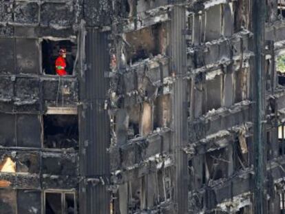 Los vecinos del edificio Grenfell relatan cómo escaparon y ayudaron a otros a salir. Residentes como Khadija, Anthony o Nura no lograron huir de las llamas