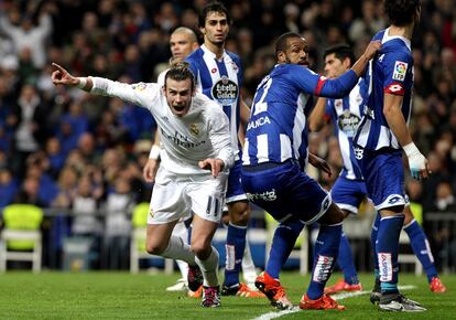 Gareth Bale celebra su tercer gol ante el Deportivo.