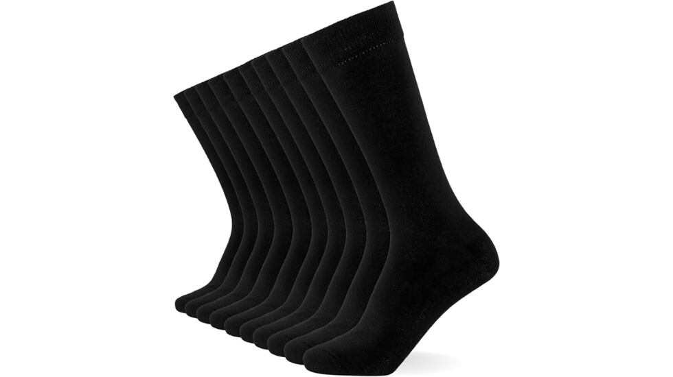 10 pares de calcetines suaves en color negro.