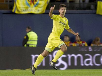 Trigueros celebra el primer gol del Villarrea, obra suya. 
