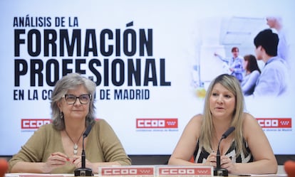 A la izquierda, Paloma López, secretaria general de CC OO Madrid, y a la derecha, Aida San Millán, secretaria general de Enseñanza de CC OO Madrid