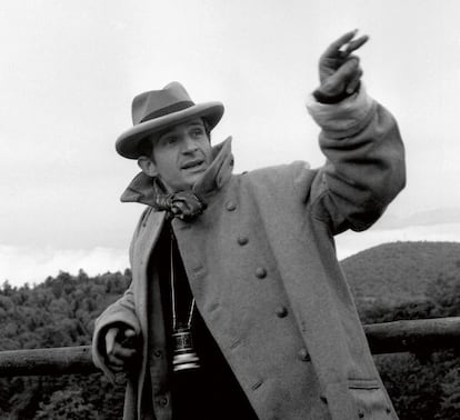 El director, crítico y actor francés François Truffaut en la cinta 'Jules y Jim', 1961.