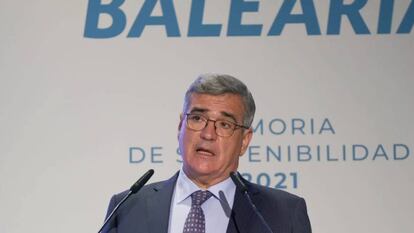El presidente de Balèaria, Adolfo Utor, durante la presentación de resultados de 2021.