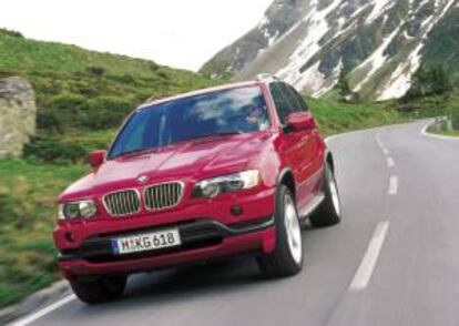 En la imagen, un BMW modelo X5. EFE/Archivo