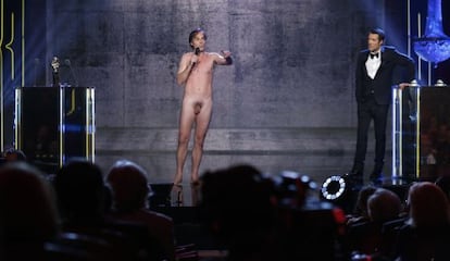 El actor Sébastian Thiéry, desnudo en la gala de los Premios Molière