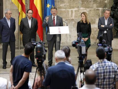 El presidente de la Generalitat, Ximo Puig, durante la presentación de un informe del IVIE.