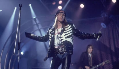 Axl Rose, el cantante de Guns N' Roses, en un concierto en 1989.