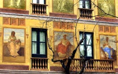 Fachada rehabilitada del edificio que albergará el Hotel Catalonia.