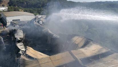 El almacén incendiado.