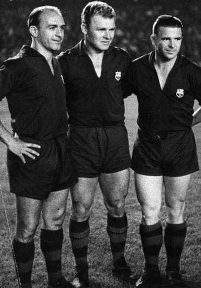 Di Stéfano, Kubala y Puskas, con la camiseta del Barça en la despedida del segundo como azulgrana en 1961.