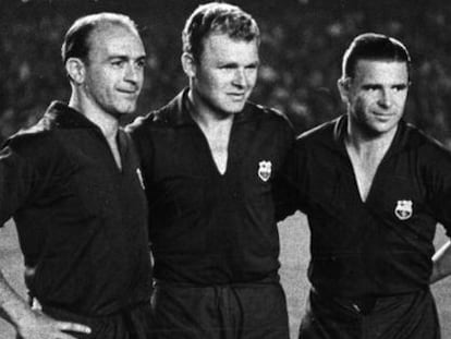 Di Stéfano, Kubala y Puskas, con la camiseta del Barça en la despedida del segundo como azulgrana en 1961.