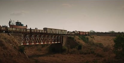 Fotograma de la pel&iacute;cula &#039;Comboio de Sal e A&ccedil;ucar&#039;, de Licinio Azevedo.