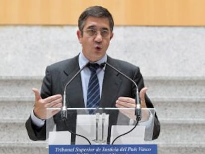 Patxi López, durante su intervención hoy en el Tribunal Superior.