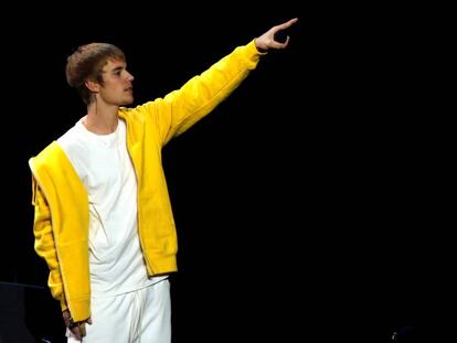 Justin Bieber en un concierto en Los Ángeles, California, en diciembre de 2016.