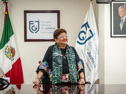 Ernestina Godoy en su oficina en Ciudad de México, el 9 de noviembre.