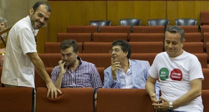 Mariscal, Maíllo, Valderas y Castro, en el Parlamento en julio pasado.