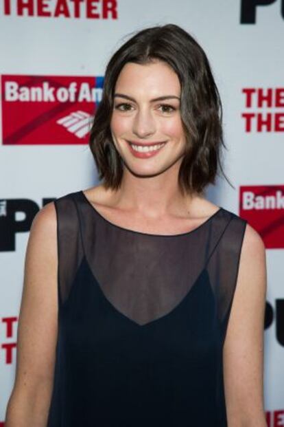 Anne Hathaway en los premios anuales de la asociación Public Theater.