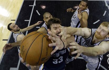 Marc Gasol, durante el partido ante los Spurs.