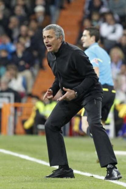 Jos&eacute; Mourinho, durante el partido contra el M&aacute;laga 