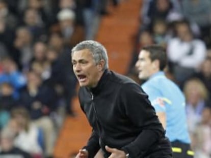 Jos&eacute; Mourinho, durante el partido contra el M&aacute;laga 