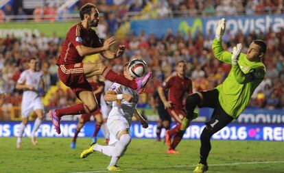 Juanfran en el encuentro contra Macedonia, el pasado mes de septiembre.