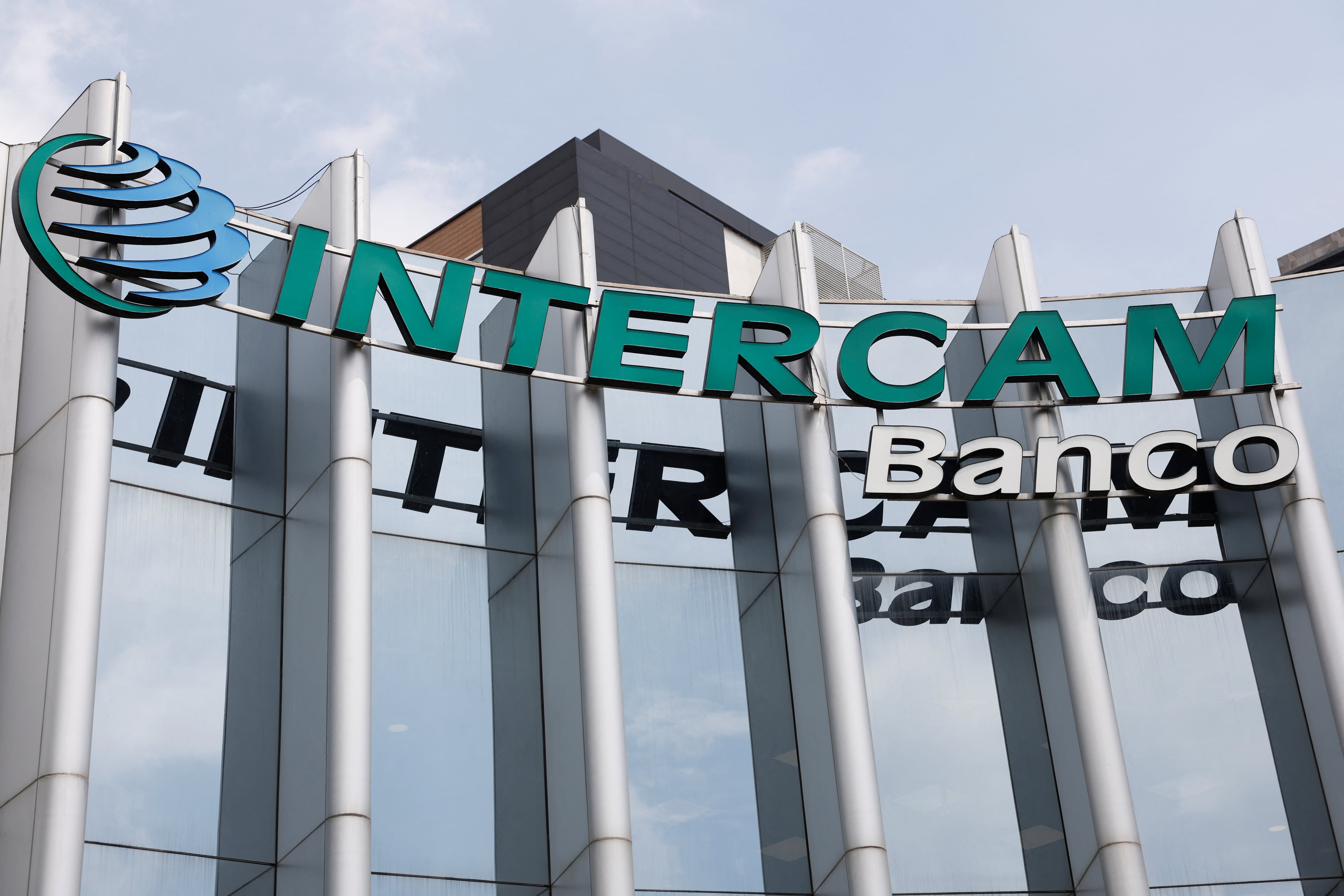 Liquidación, huida de clientes y venta de activos: EE UU asesta un golpe mortal a CIBanco, Intercam y Vector por presunto narcolavado