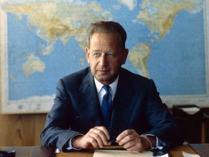 El secretario general de la ONU en 1957, el sueco Dag Hammarskjold.