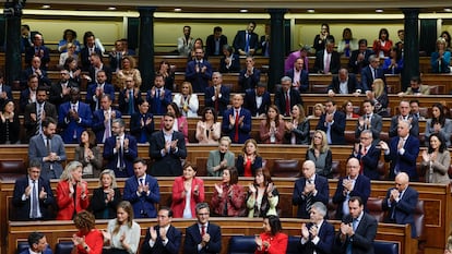 La bancada socialista en el pleno de este miércoles.