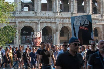 Manifestação de CasaPound contra a lei que permitiria aos filhos de imigrantes nascidos na Itália ter a nacionalidade.