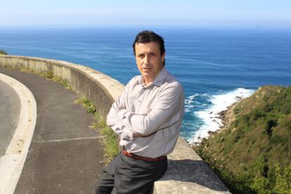 Iñaki García Arrizabalaga on the road up Mount Ulía, near San Sebastián, the place where his father, Juan Manuel García, was murdered in 1980.