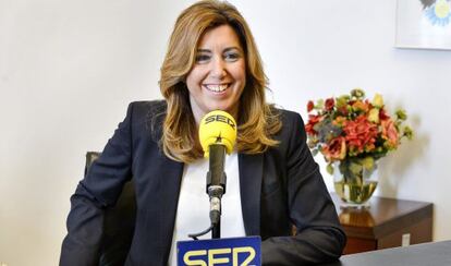 Susana Díaz, durante la entrevista concedida a la Cadena Ser en Sevilla