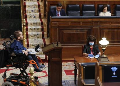 El portavoz de Unidas Podemos, Pablo Echenique, durante su intervención.