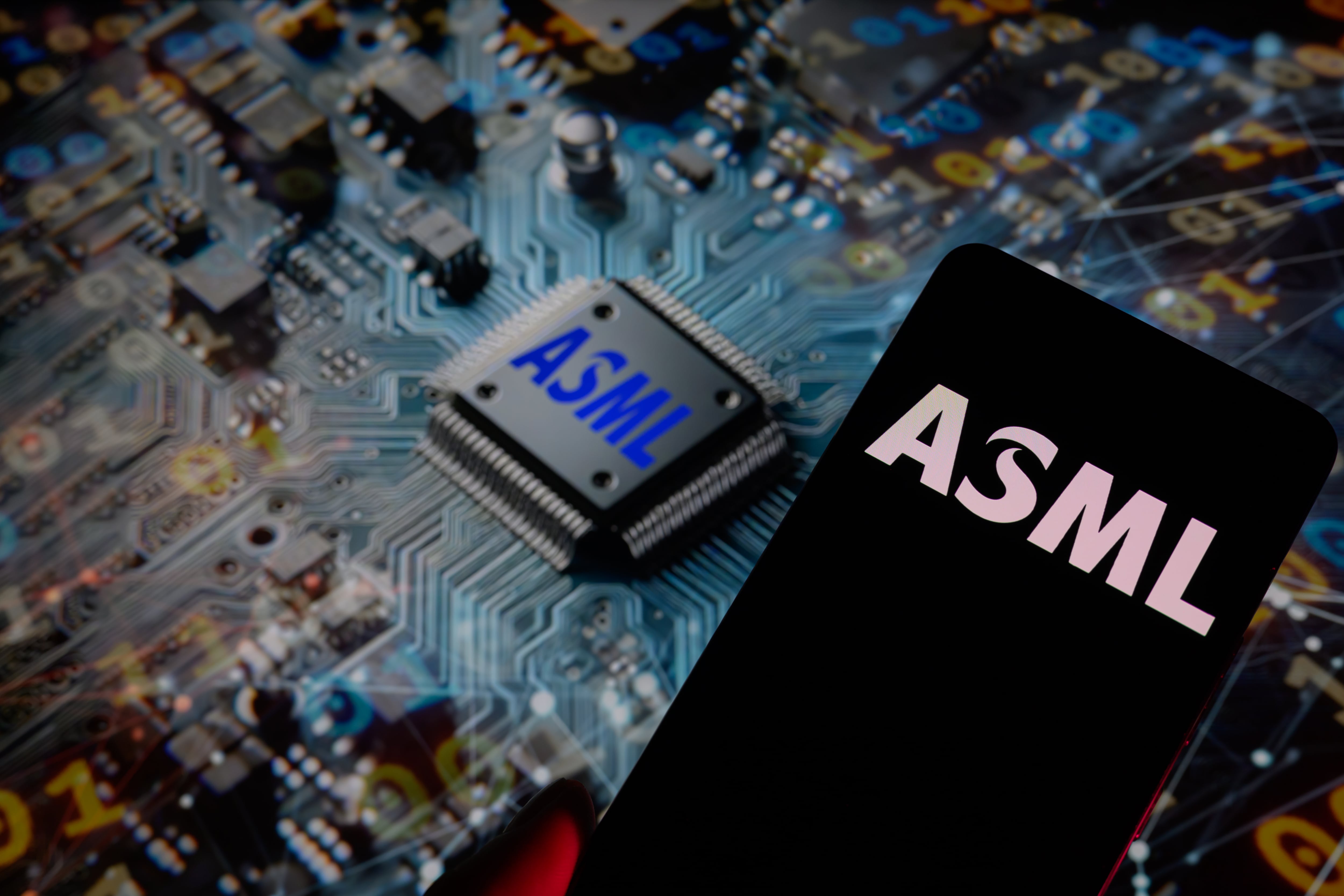 De ASML a Nvidia: castigo en Bolsa al negocio de los chips ante la amenaza de EE UU a la producción en China 