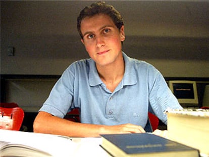 Carles Ayxelà, premiado doblemente como mejor licenciado.