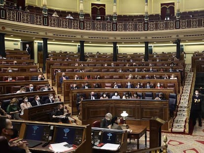 El presidente del Gobierno interviene en la sesión plenaria del 30 de marzo de 2022.