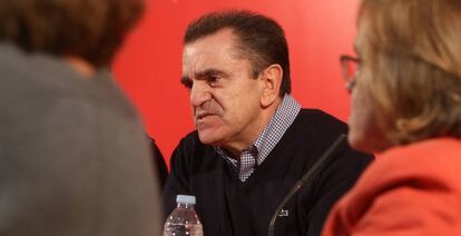 El secretario general del PSOE-M Jos&eacute; Manuel Franco, en la sede del partido de Puente de Vallecas.