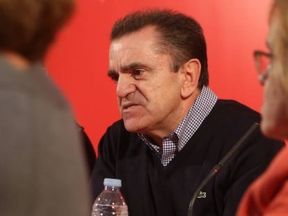 El secretario general del PSOE-M Jos&eacute; Manuel Franco, en la sede del partido de Puente de Vallecas.