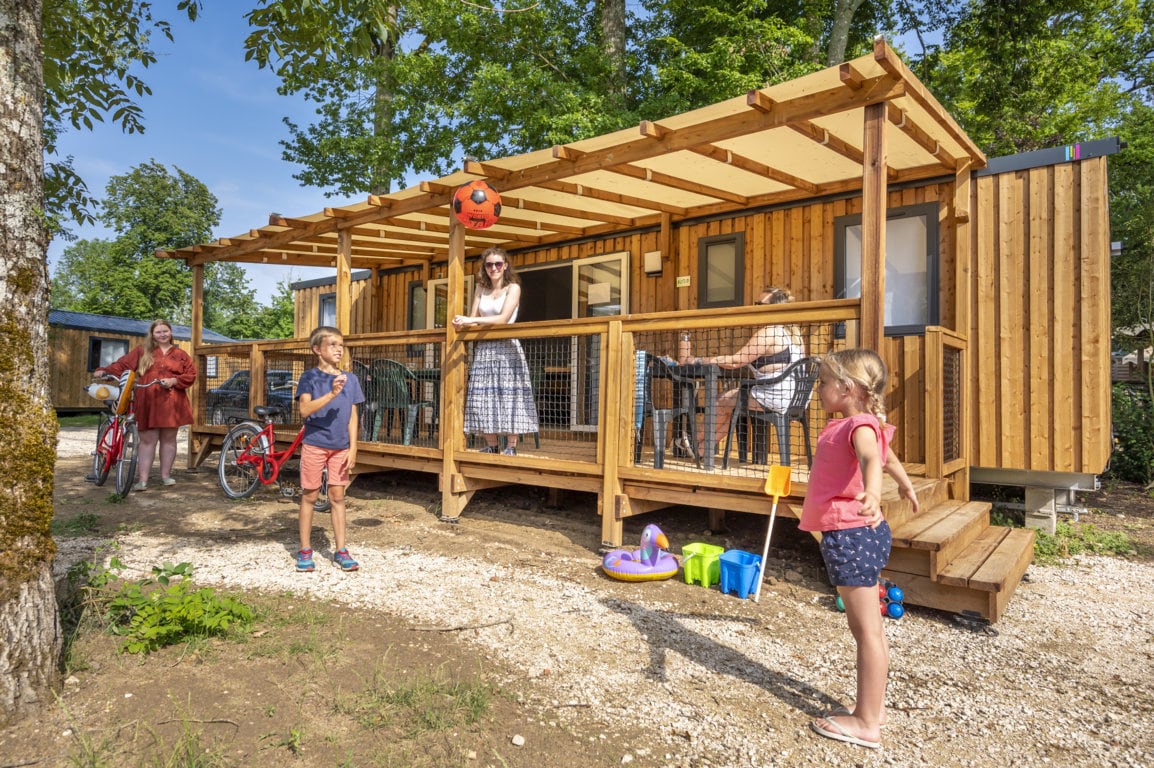 Alojamiento en uno de los campings de Capfun en la Sierra de Guadarrama.