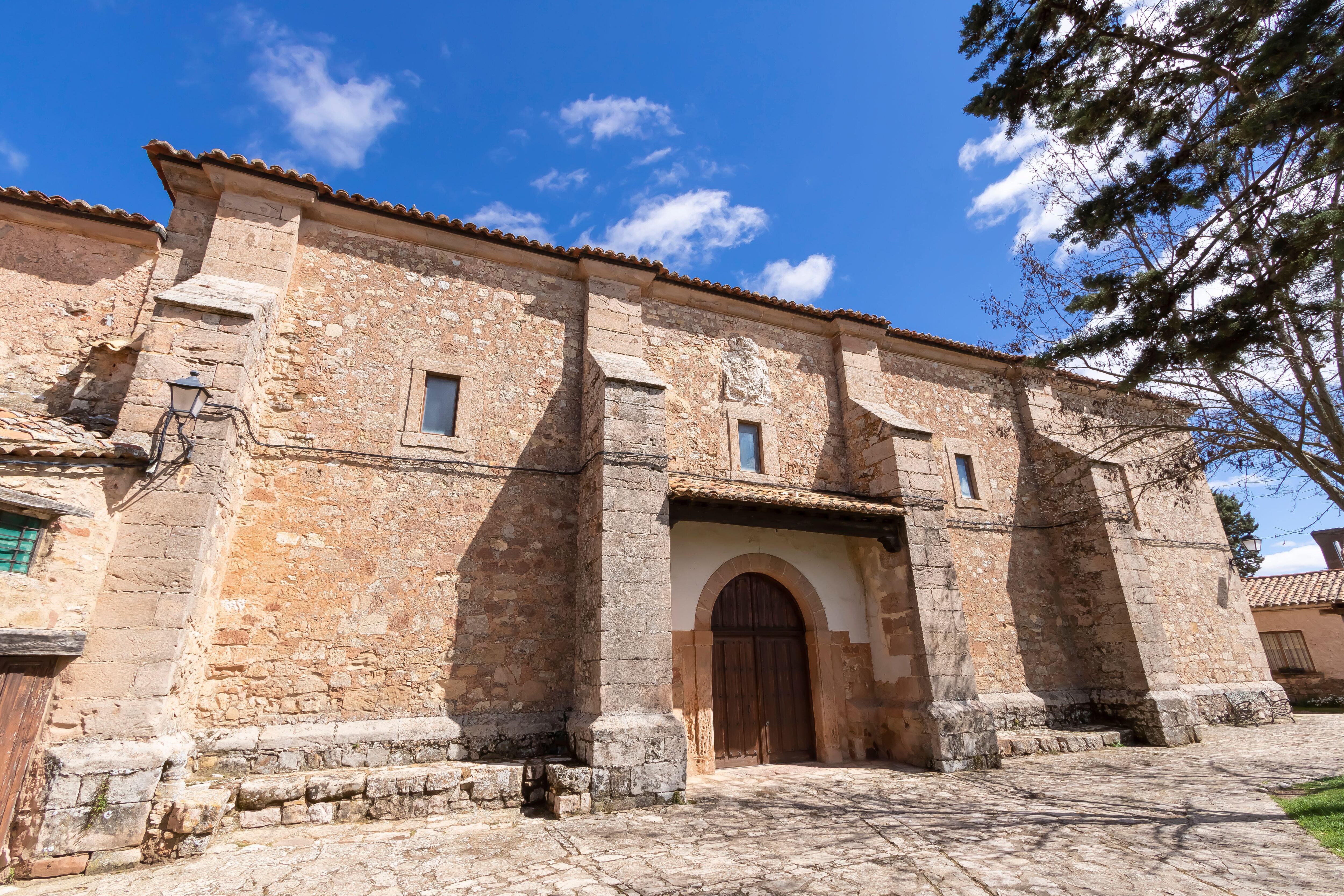 Iglesia del convento de Santa Isabel, en Medinaceli, donde se supone que está enterrado el caudillo Almanzor.