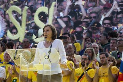 Carme Forcadell, en el acto central de la campaña " Ara és l` hora".