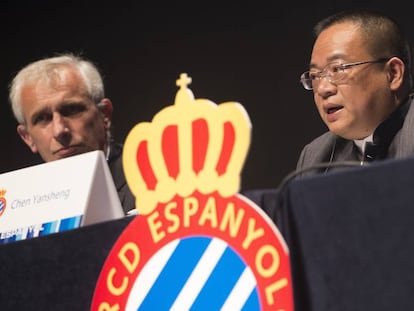 Chen Yansheng y García Pont, presidente y vicepresidente del Espanyol.